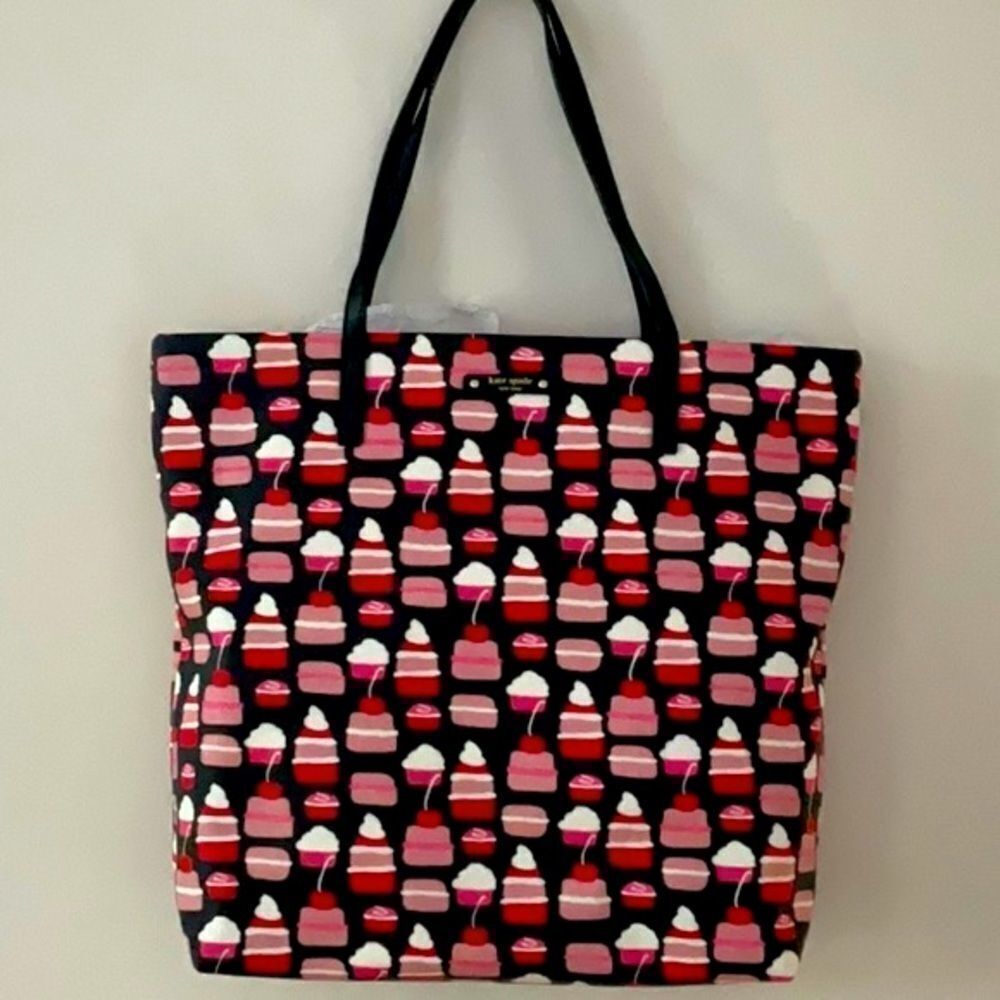 KATE SPADE NWT TAKE THE CAKE MINI PASTRY BON SHOPPER TOTE BAG - Picture 3 of 8